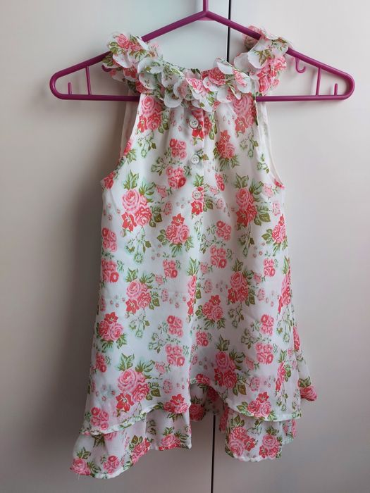 Zwiewna sukienka w kwiaty r.122 TU