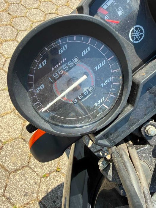 Mota Yamaha YBR 125