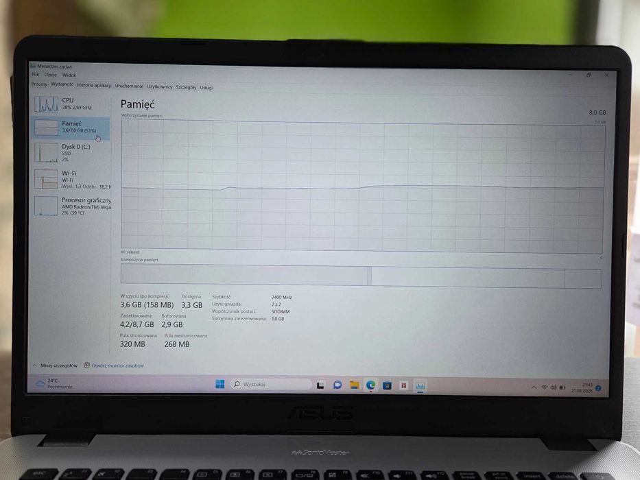 ASUS VivoBook 15 R504ZA Ryzen 5/8GB/256SSD