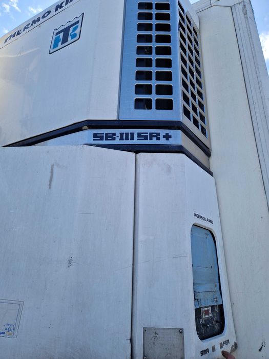 Напівпричіп рефрижератор Gray Adams GA3FL