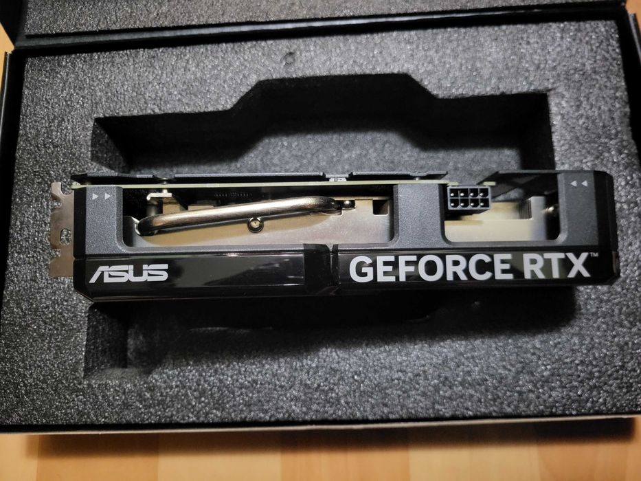 RTX 4060 Asus 8 gb