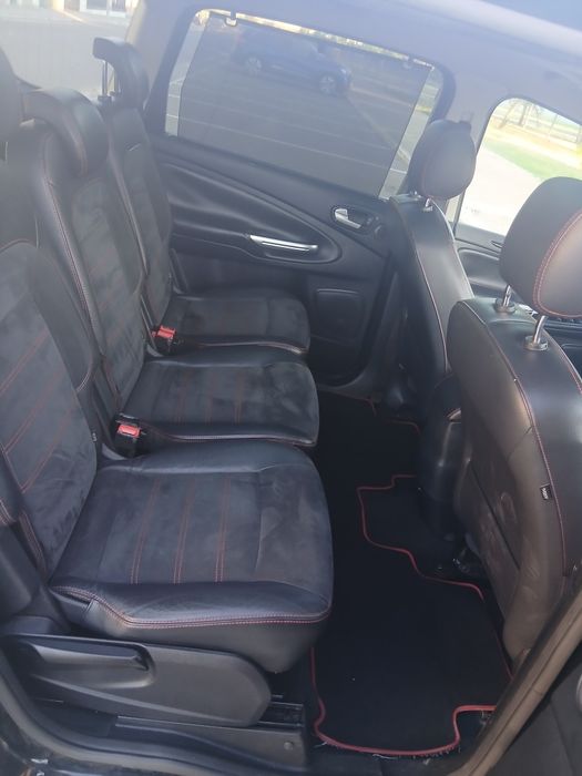 Vende-se Ford S Max Titanium X 2.2 200 CV