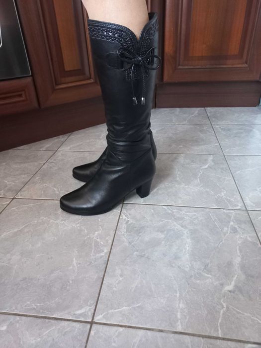 Сапоги жіночі шкіряні