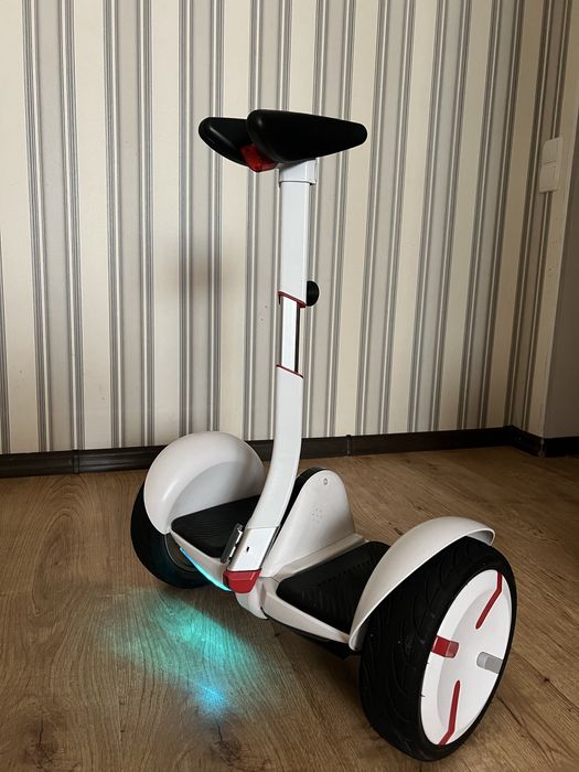 Сігвей Білий  (Segway Ninebot mini PRO)