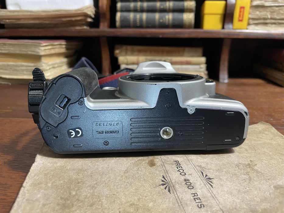 Corpo Canon eos 500N maquina de rolo 35mm