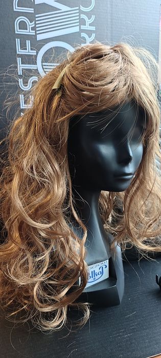 Peruka różne wzory i kolory