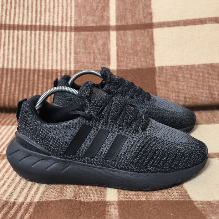 Чоловічі кросівки adidas
