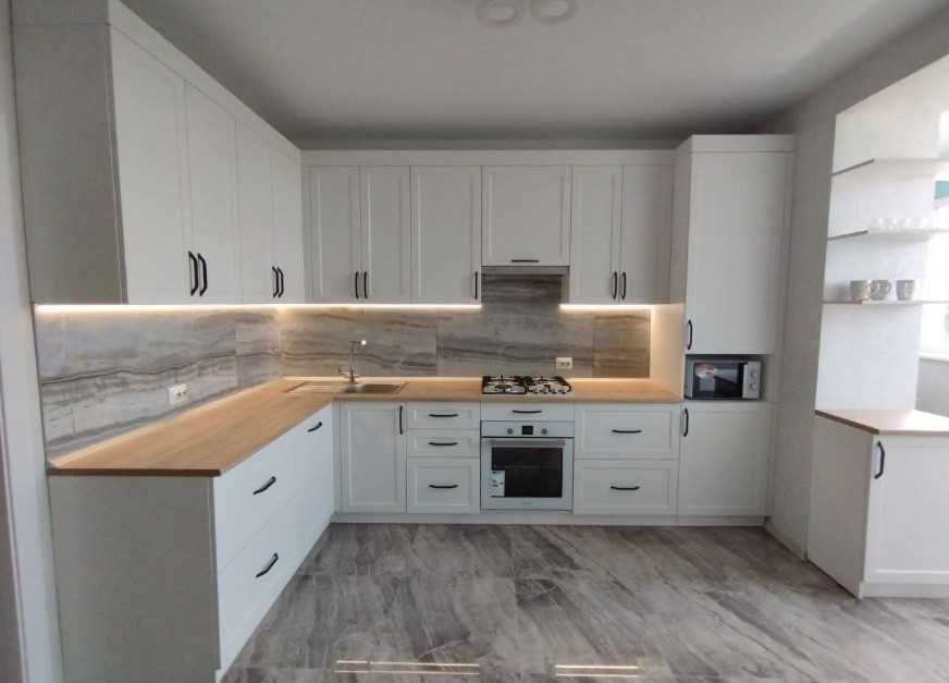 Стильные Кухни под заказ. Шкафы-купе, Гардеробные.