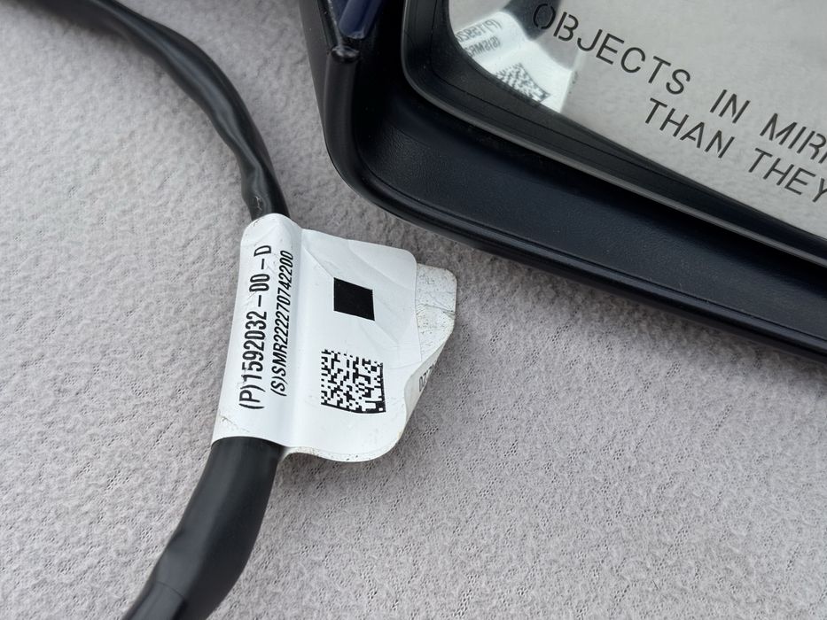 Дзеркало праве Tesla Model 3 синє PPSB в зборі