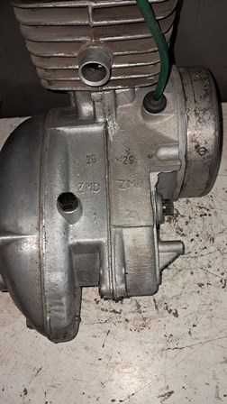 WSK 125 -pole bez numerów