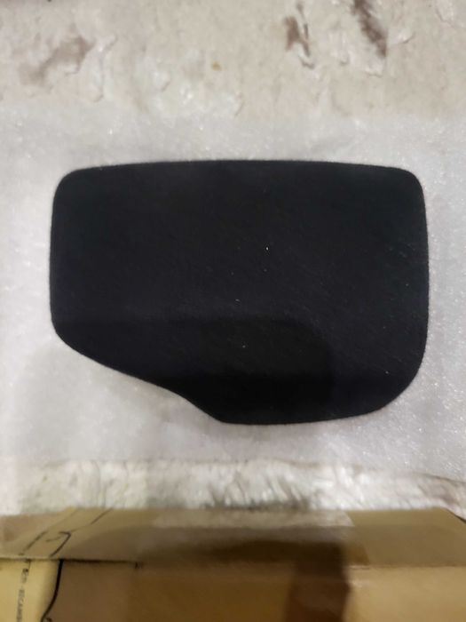 Накладка акпп ,,Q7 4m,  алькантара