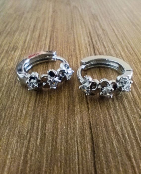 Nowe srebrne kolczyki 925