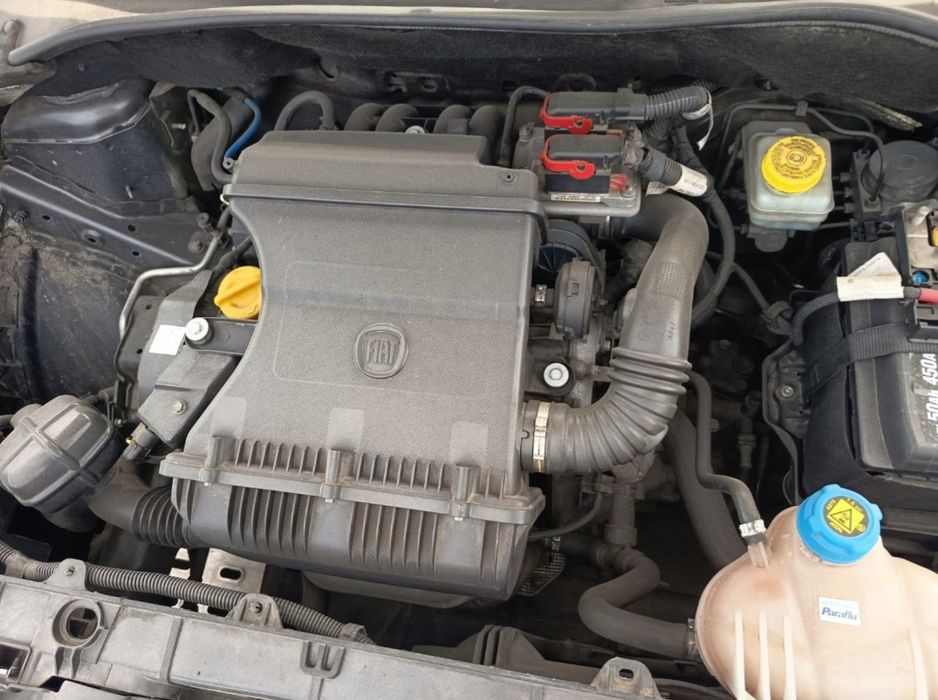 Бампер задний фиат гранде пунто  линея  FIAT LINEA GRANDE PUNTO крышка