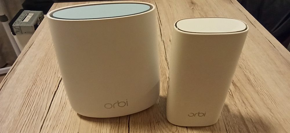 Router Netgear Orbi RBR-20+RBW-30