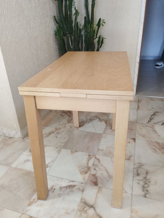 Mesa de cozinha extensível