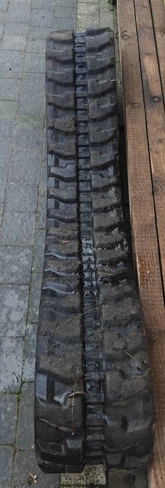 Gąsienica gumowa Volvo  ecr25 ec27