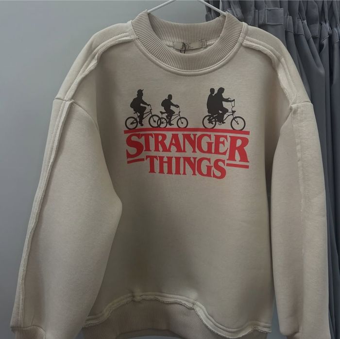 Світшот Stranger things