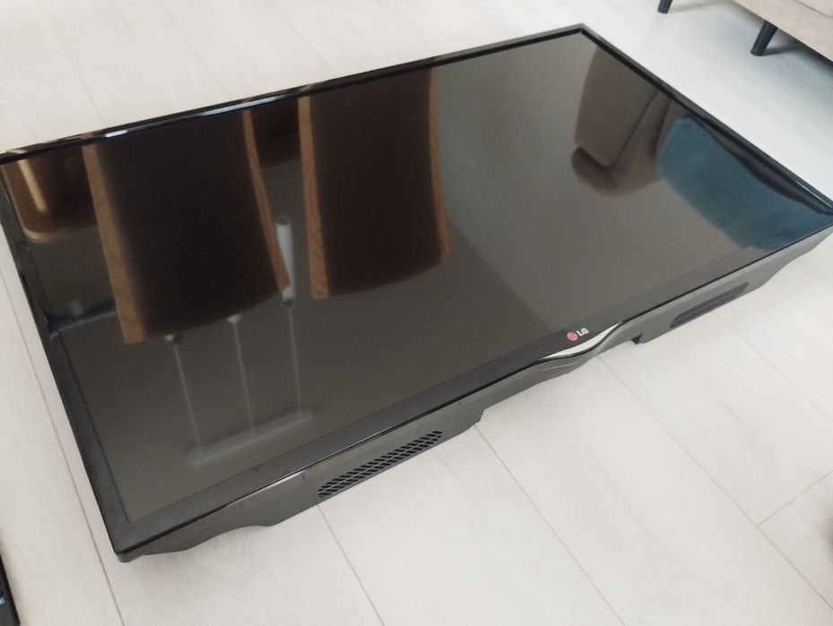 Telewizor LG 42 cali, Smart TV , WI- FI