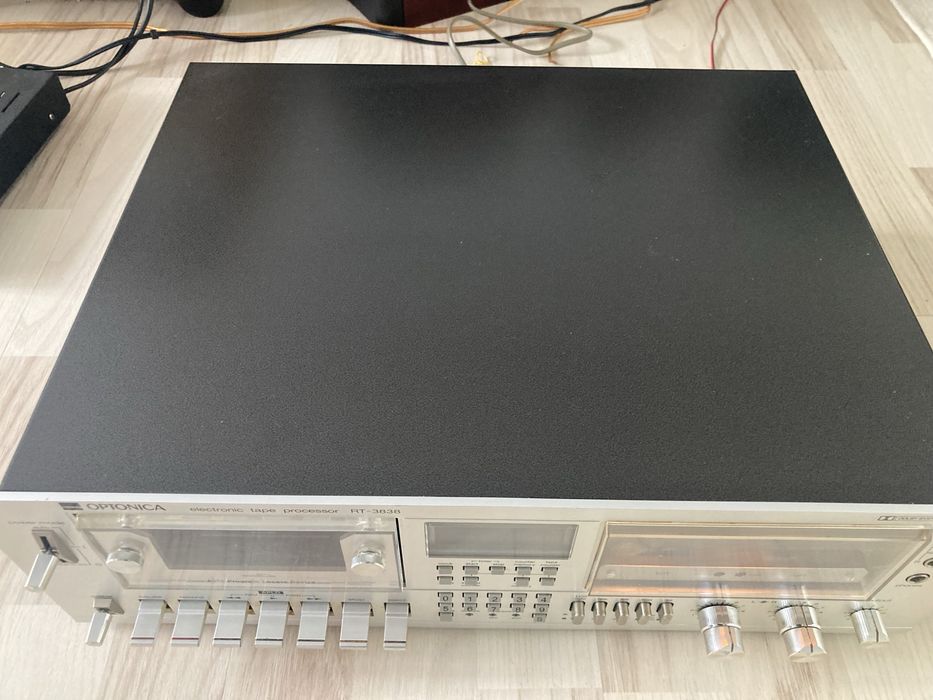 Sharp Optonica RT 3830