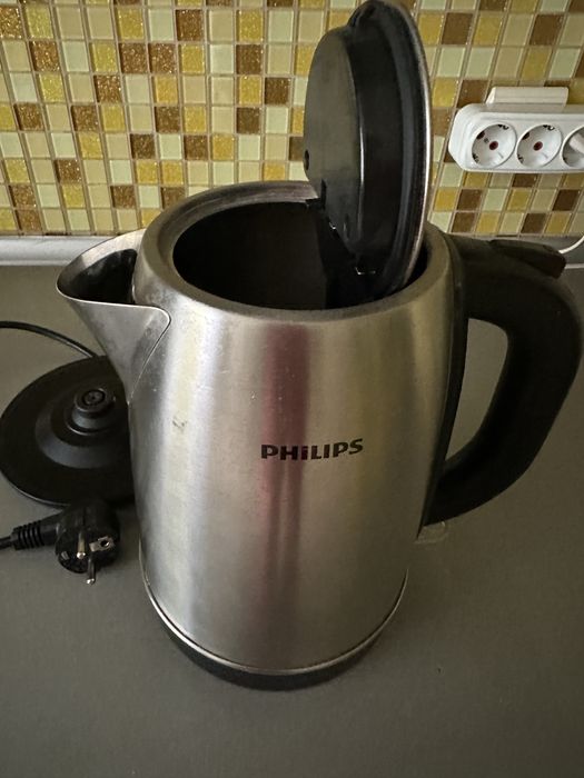 Электро чайник Philips на подставке