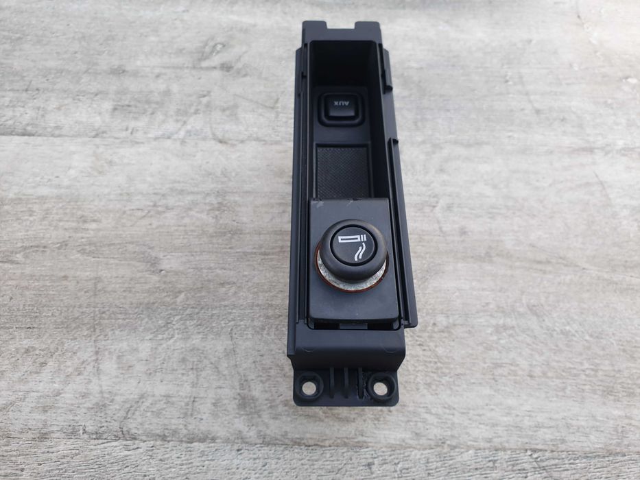 Audi A3 8P LIFT Gniazdo zapalniczki AUX