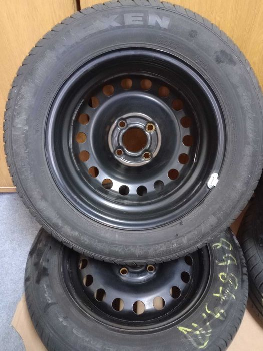 Komplet kół 165/70R14 81T / 5Jx14H2 ET35 / DOT2124