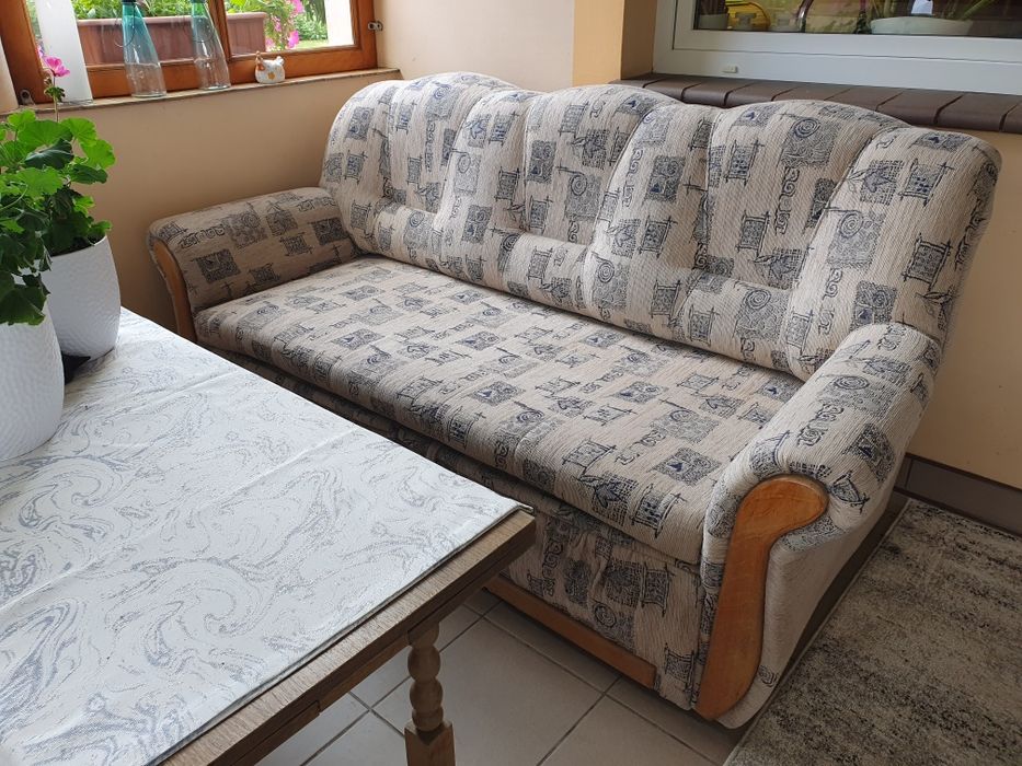 Sofa i dwa fotele