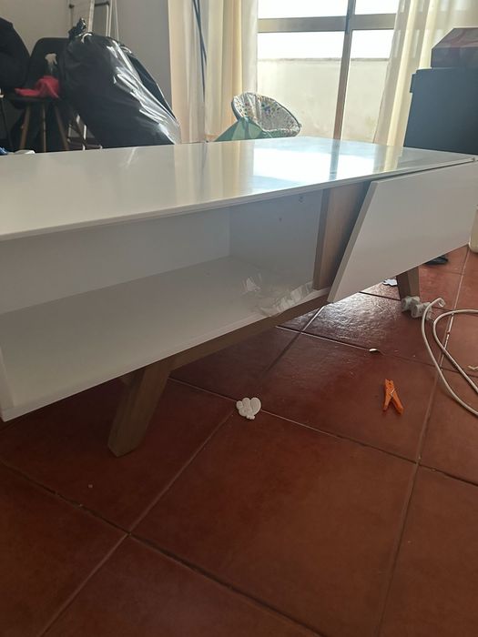 Vendo móvel TV novo