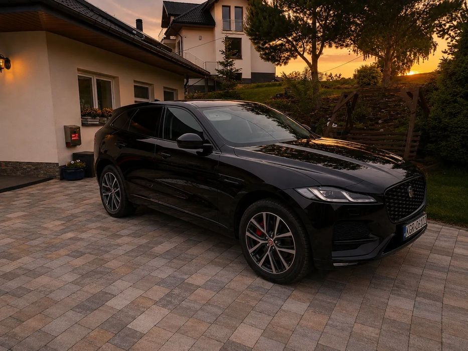 Jaguar F-Pace Jaguar F-Pace P250 AWD R-Dynamic Full Black!
