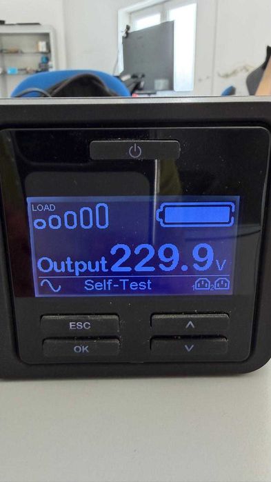 UPS APC Smart SRT 3000VA rm 230V
