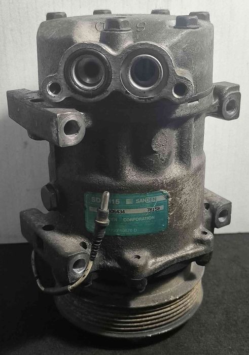 Compressor Ar Condicionado 7700859676D - RENAULT LAGUNA I