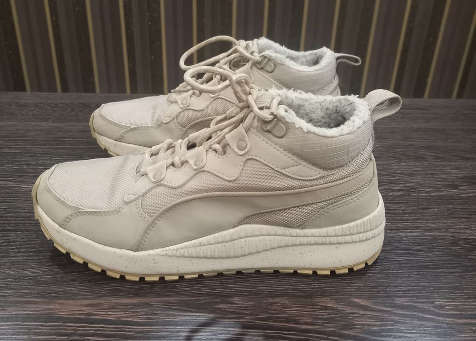 Зимові жіночі кросівки!!!