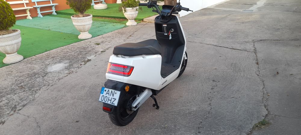 Moto eletrica matriculada