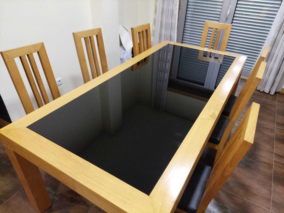 Mesa de Jantar em Castanho e Vidro Preto