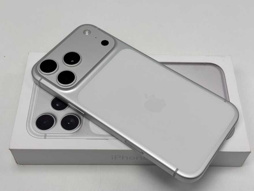 Apple Iphone 17 Pro Max 2TB Silver BAT.92% FASON Rzgowska 12