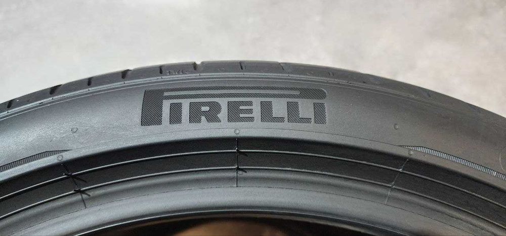 225.40.19 Pirelli Pzero PZ4 2шт