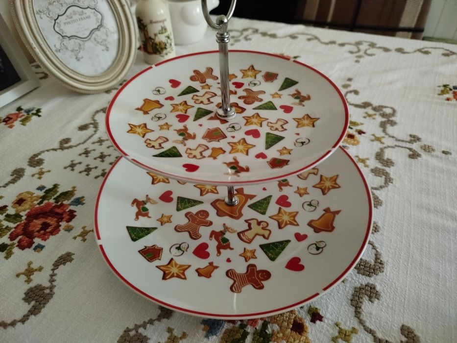 Цукерниця  двоярусна