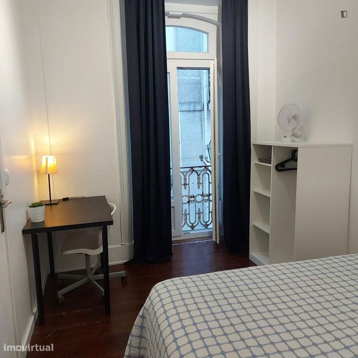Quarto - localizado em Bairro Alto Lisbon