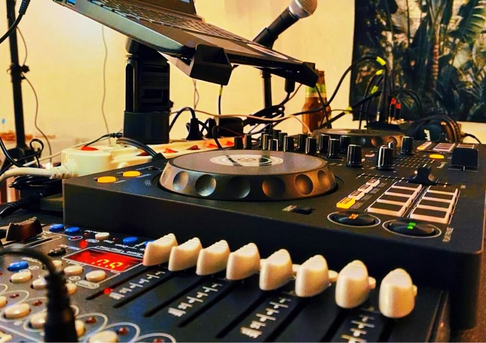 DJ, Som e Luzes para Festas e Eventos