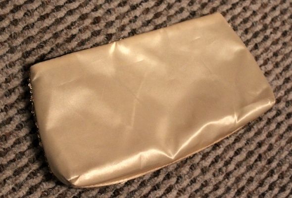 Nowa złota kopertówka torebka  z cekinami sylwester