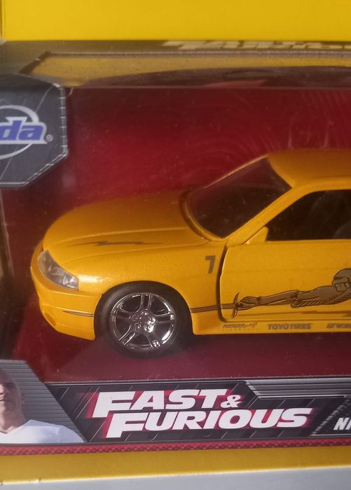 Leon's Nissan skyline GT-R fast & furious jada 1:32