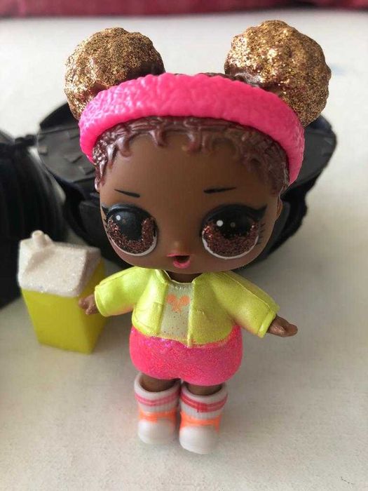LOL Surprise Glitter como nova