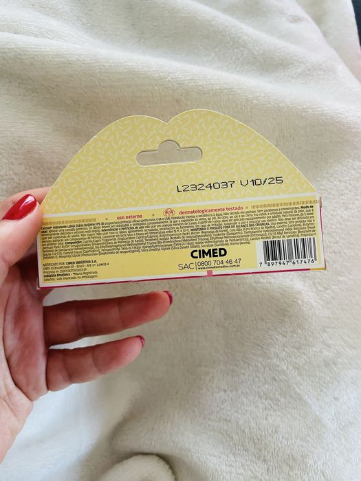 Hidratante labial gloss Carmed Beijinho