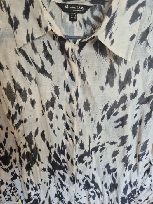 Blusa da Massimo Dutti praticamente nova