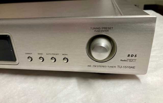 Radio sintonizador Denon TU-1510AE. Como novo.