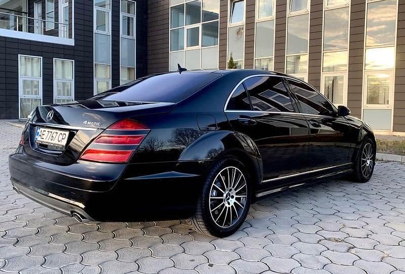 Автомобіль Mercedes S550 4matic W221