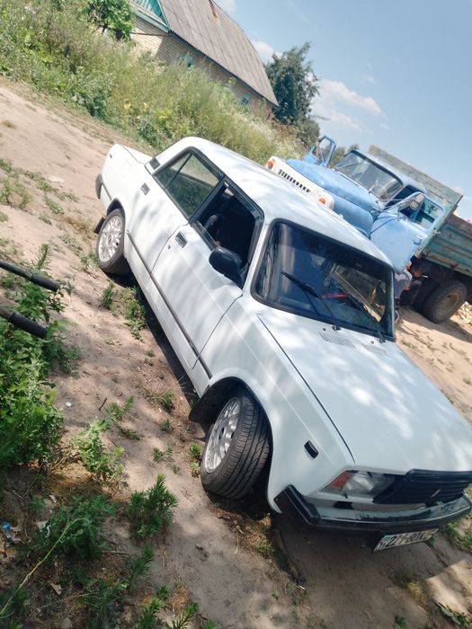 продам ваз 2107.