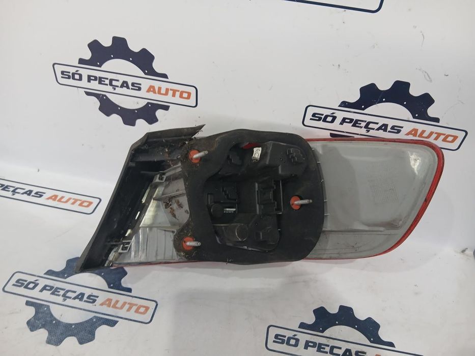 FAROLIM ESQUERDO CINZA BMW E92 COUPE 320I 2.0 2007-2013 ANO: 2010