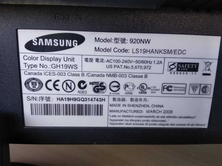monitor Samsung 19 cali syncmaster Model 920NW biuro monitoring