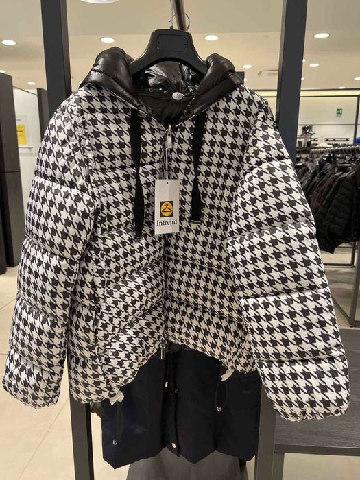 Елегантний двосторонній пуховик Max Mara